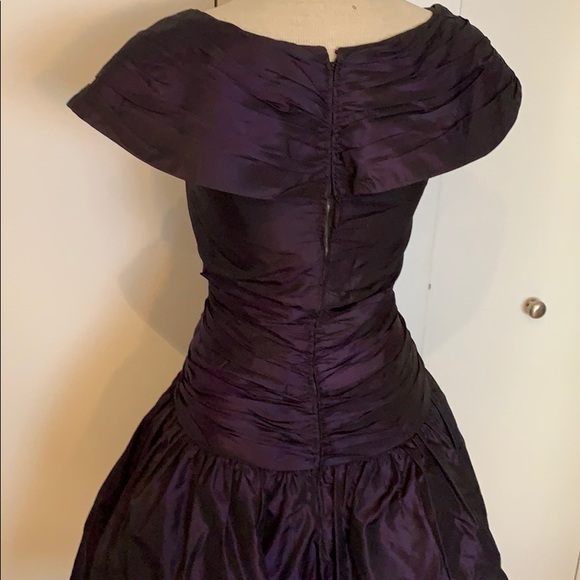 1980s Vintage Hanae Mori Paris Taffeta Dress - Picture 5 of 6